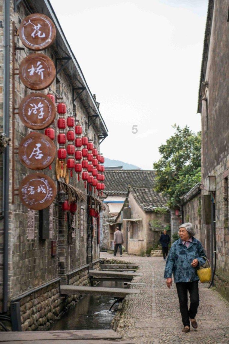 了解请问一下。这张图片是出自哪部漫画的,具体在第几话?,最新资讯一网打尽